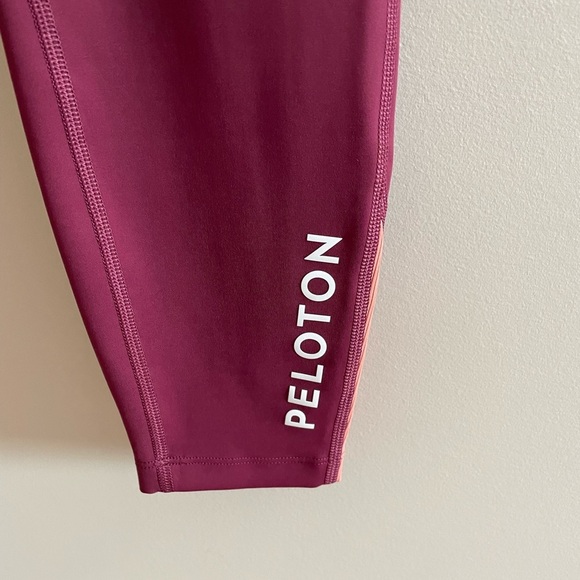 Peloton Dusty Rose High Rise Leggings Size Large - Picture 7 of 8